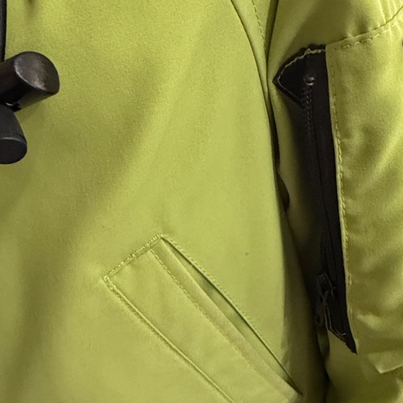 Authentic Canada Goose Chilliwack Bomber - Picture 16 of 16